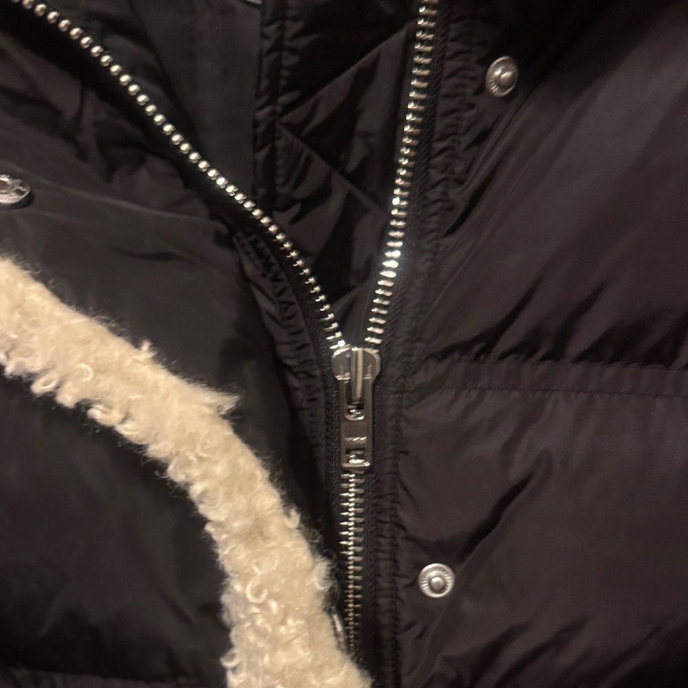 Stand Studio Black Puffer with Tan Sherpa Details - Picture 5 of 8